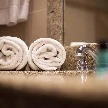 Hotel Rural De Charme Maria Da Fonte 3*