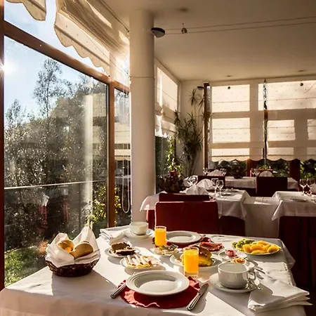 Rural De Charme Maria Da Fonte 3*