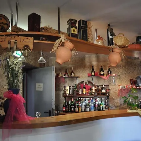 Отель Rural De Charme Maria Da Fonte 3*